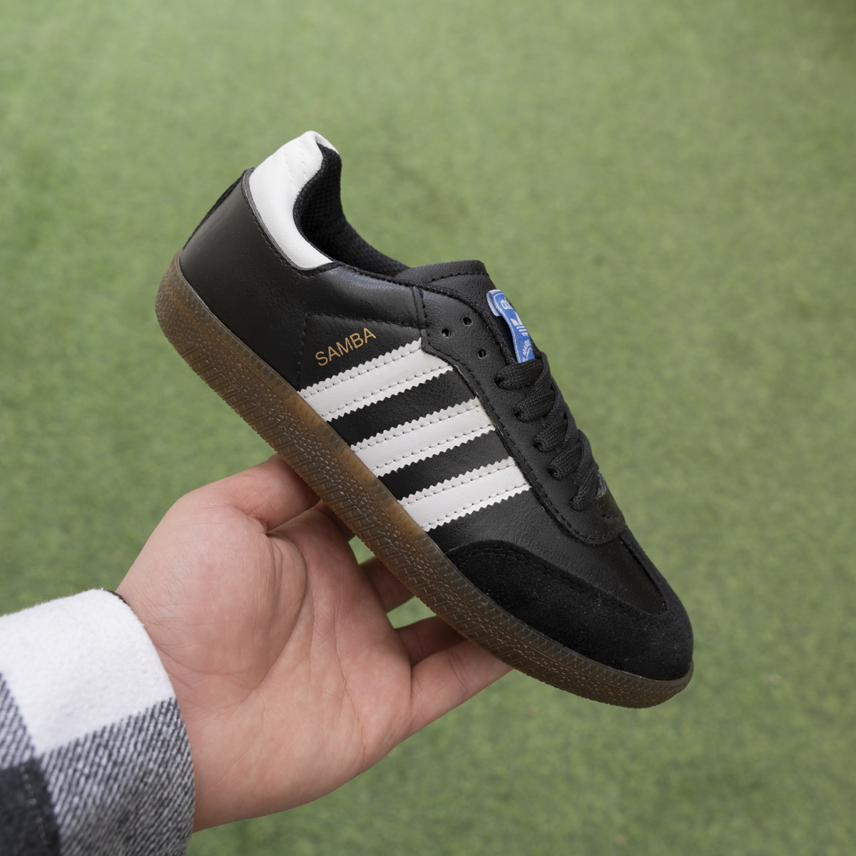 Samba shoes