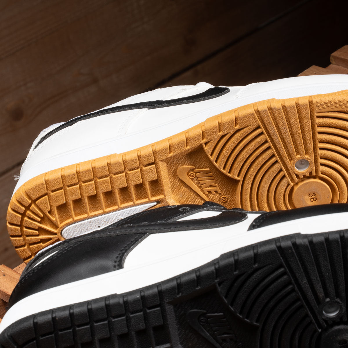 Nike SV