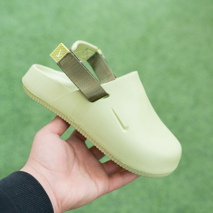 Nike Calm Mule