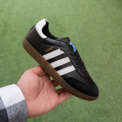 Samba shoes
